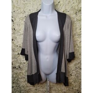 Susan Lawrence Color Block Kimino Sleeve Top,light/ dark Gray LG, boot weather